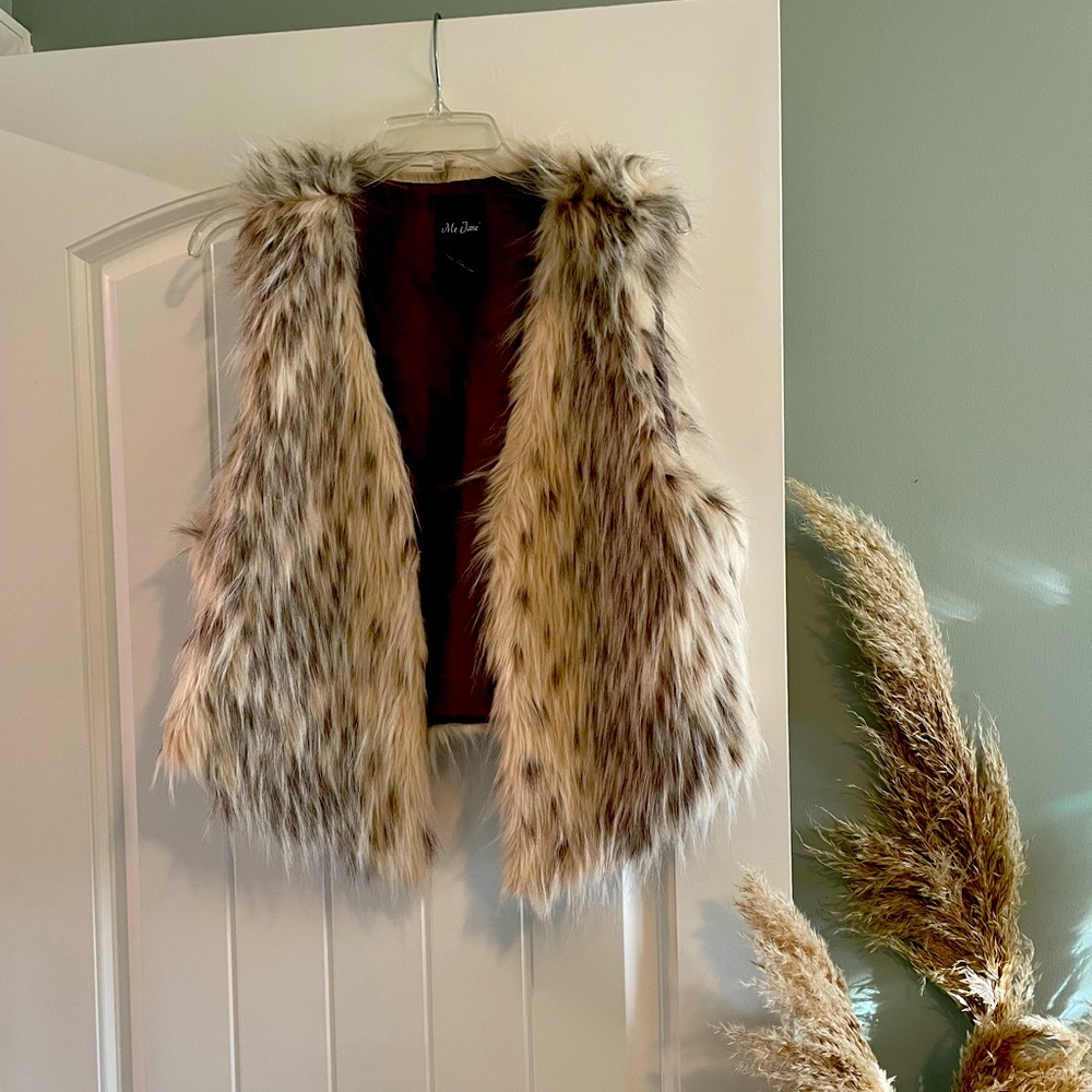 Faux fur vest